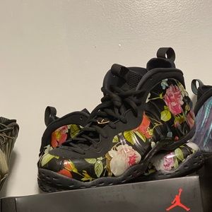 Nike foamposite one floral